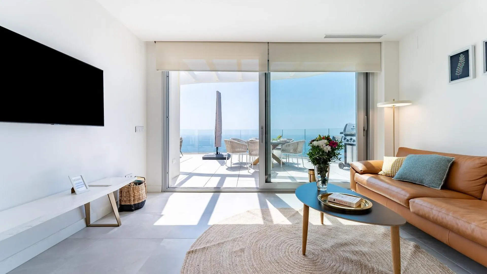 아파트 Luxury Penthouse With Rooftop 푸엔히롤라